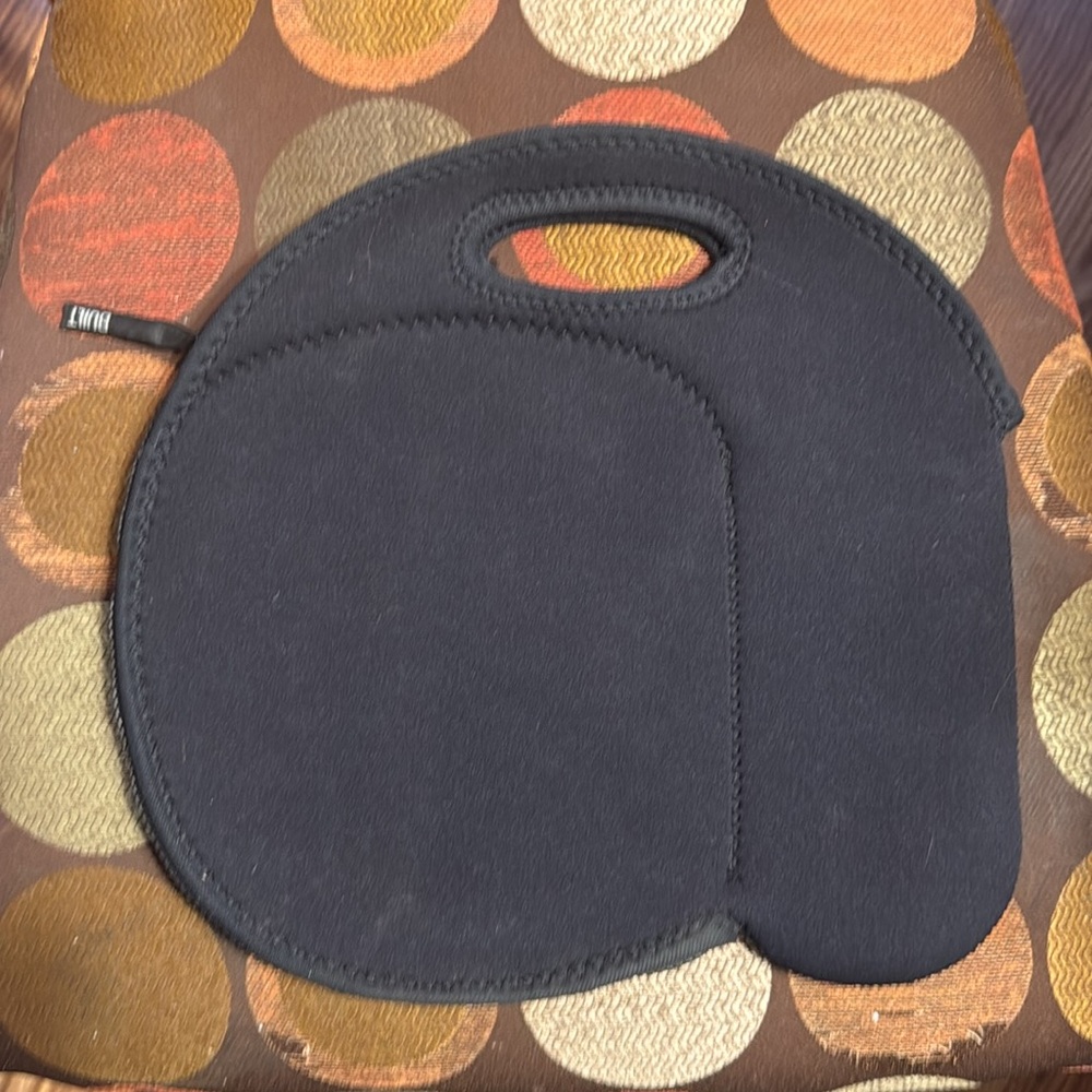 BUILT NY Black Neoprene Lunch Byo Bag - Picture 2 of 3